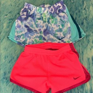 EUC Nike shorts (2T)